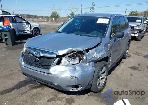 2015 Subaru Forester 2.5I z USA, uszkodzony, nr VIN JF2SJAAC4FG451373
